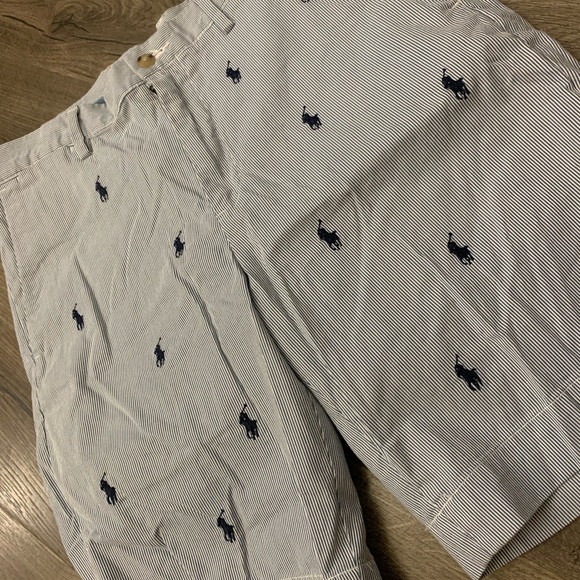POLO RALPH LAUREN Classic Fit Shorts Size 29 - Picture 4 of 6